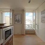 Magnifique Appartement Champs Elysées